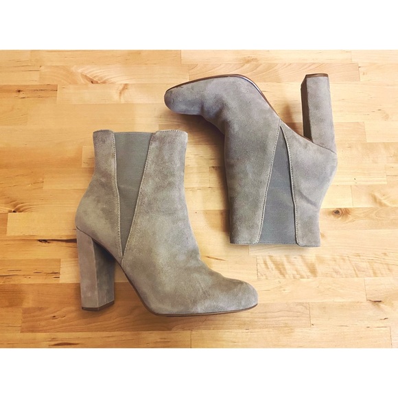 Steve Madden Women's Gray Effect Block-heel Boots - Suede Fall Outfit Staple - Picture 2 of 6